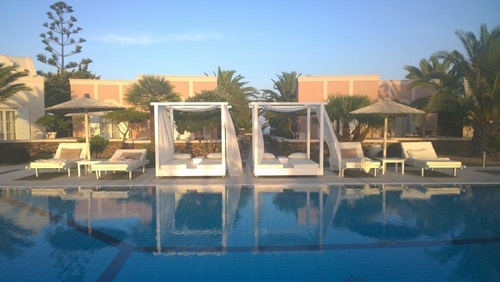 אימרוביגלי Pantheon Deluxe Villas מראה חיצוני תמונה